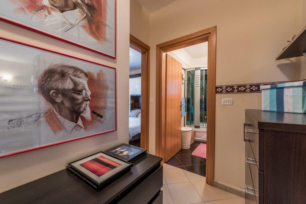 Apartments Jelavic Sutomiscica Εξωτερικό φωτογραφία