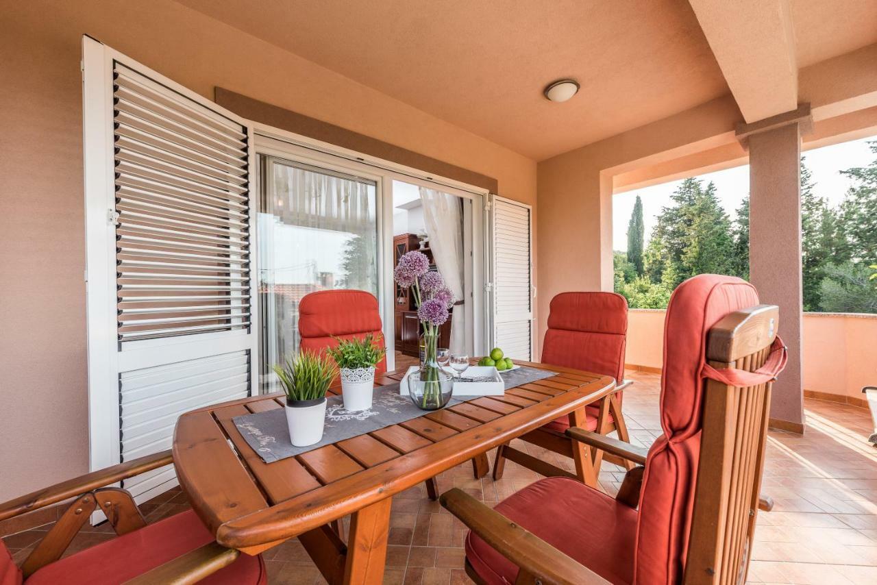 Apartments Jelavic Sutomiscica Εξωτερικό φωτογραφία