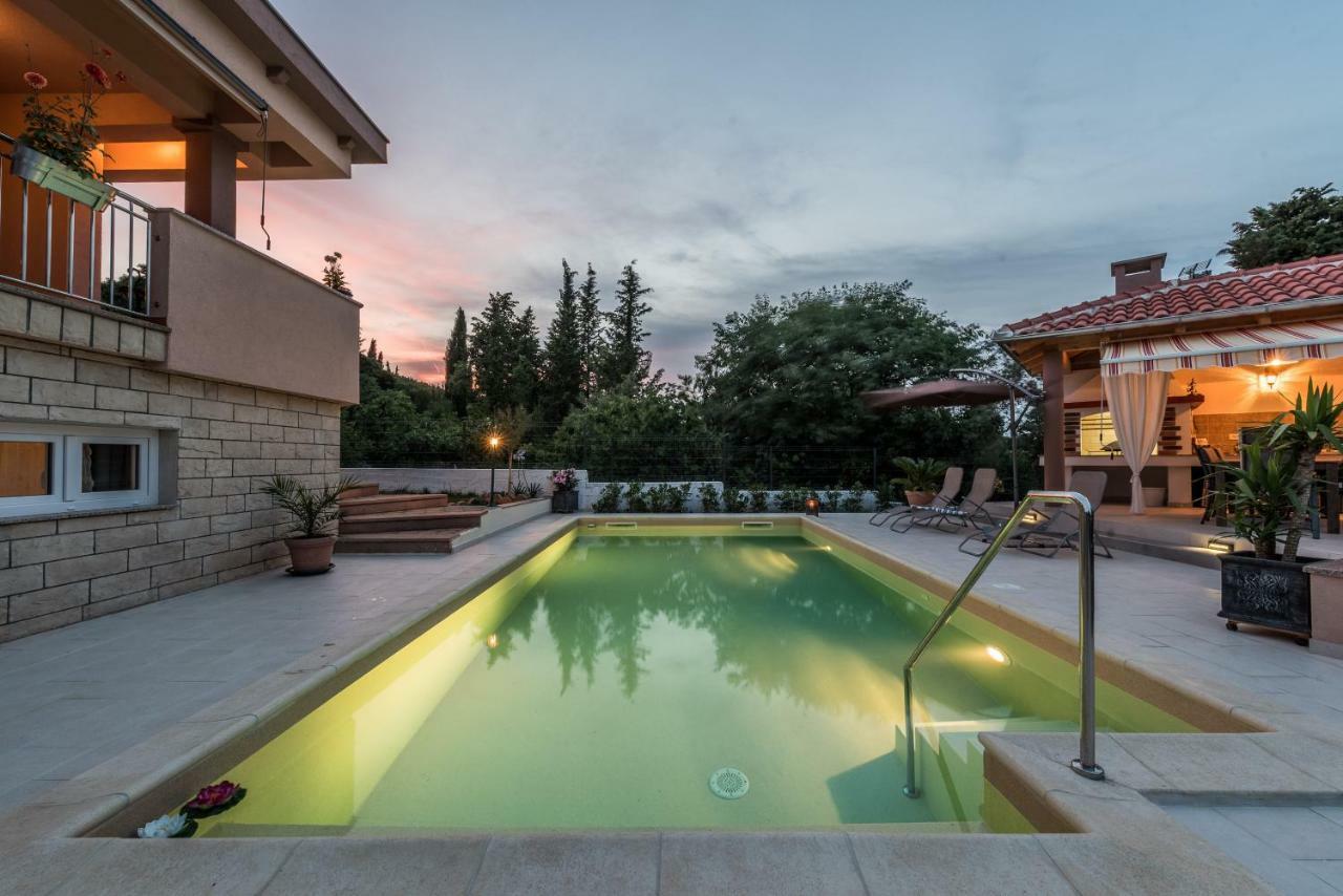 Apartments Jelavic Sutomiscica Εξωτερικό φωτογραφία